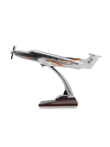PC-12 PRO 1/48 Scale Model - AI Orange